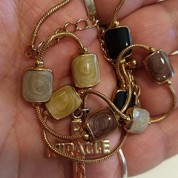 3 items 🧚🏻for $20🧚🏻necklasewith black tan and brown stones - Picture 5 of 7